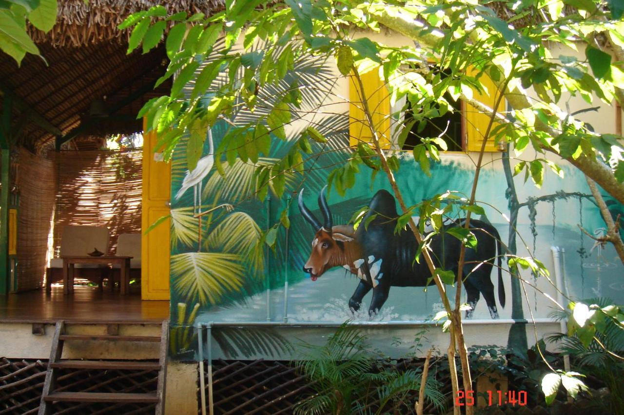 Les Bungalows D'Ambonara Hell-Ville Ruang foto